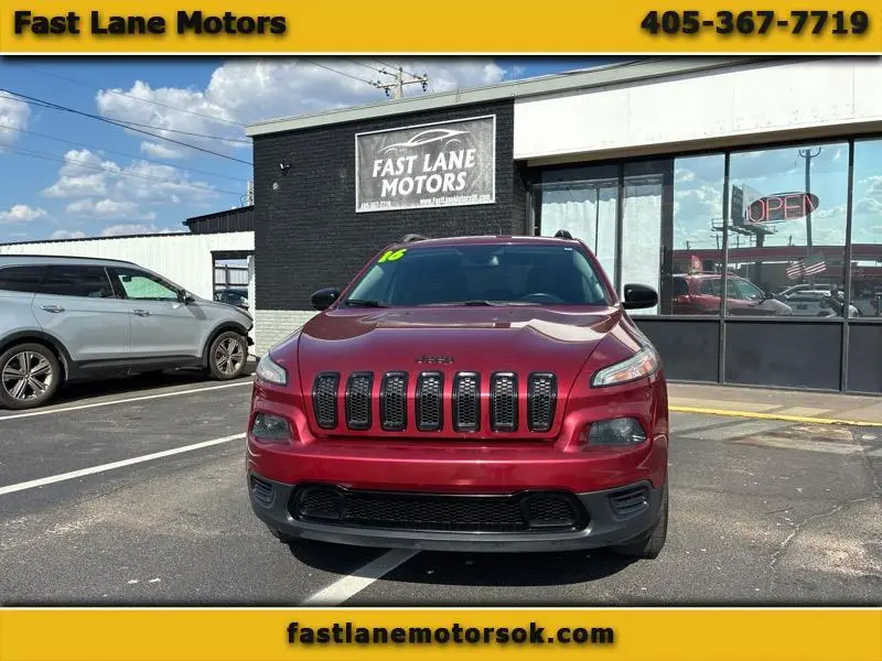 2016 Jeep Cherokee Altitude 4WD photo