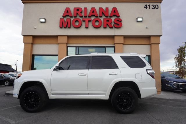 2016 Toyota 4Runner Trail Premium 4WD photo