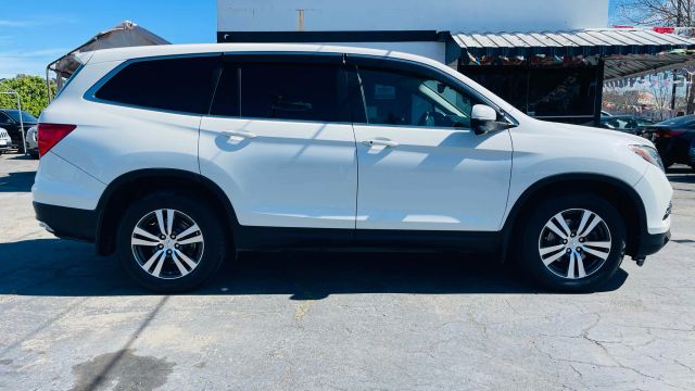 2016 Honda Pilot EX-L AWD photo