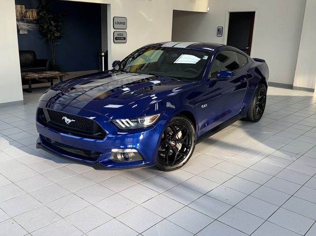 2016 Ford Mustang GT Premium RWD photo