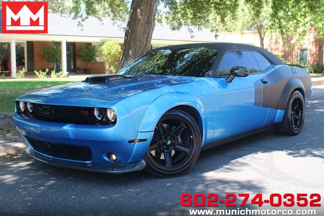 2016 Dodge Challenger 392 Hemi Scat Pack Shaker RWD photo