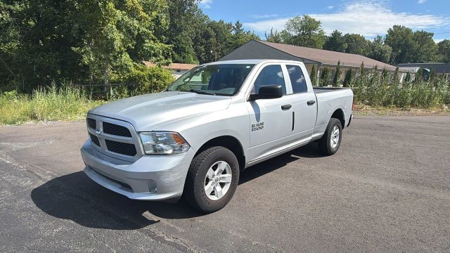 2016 Ram 1500 Express 4WD photo