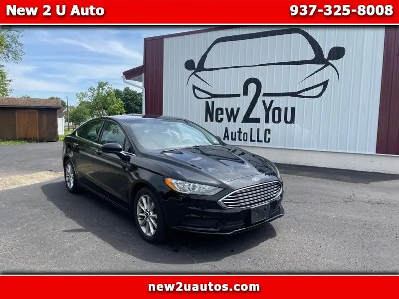 2017 Ford Fusion SE FWD photo