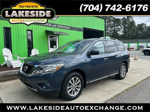 2016 Nissan Pathfinder S 4WD photo