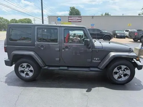 2016 Jeep Wrangler Unlimited Sahara 4WD photo