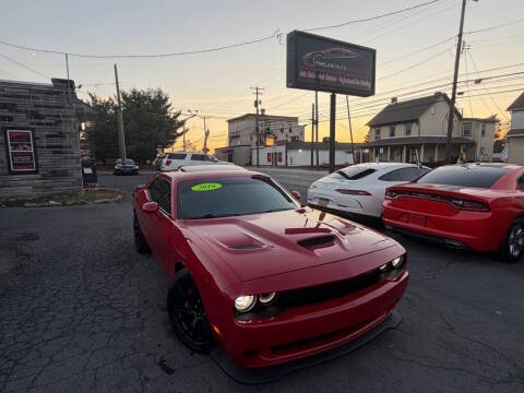 2016 Dodge Challenger SRT Hellcat RWD photo