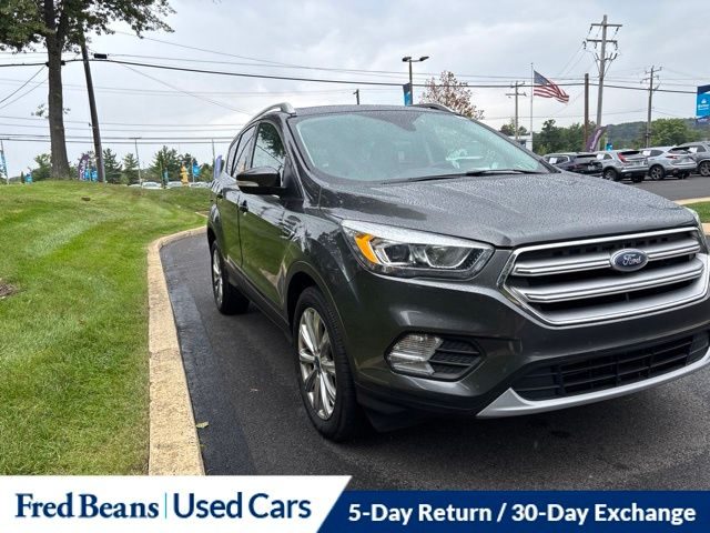 2017 Ford Escape Titanium 4WD photo