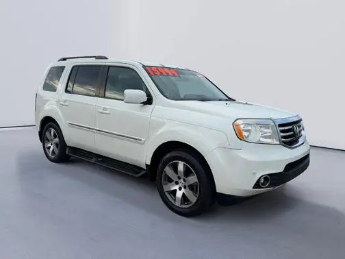 2015 Honda Pilot Touring FWD photo