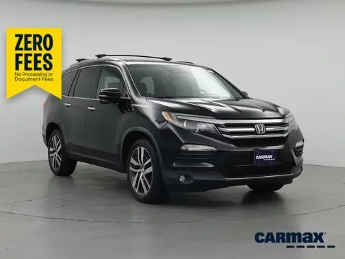 2016 Honda Pilot Touring AWD photo