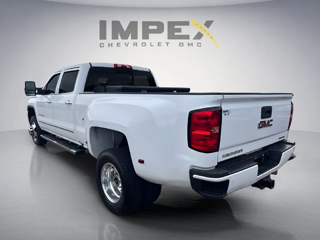 2016 GMC Sierra 3500HD Denali 4WD photo