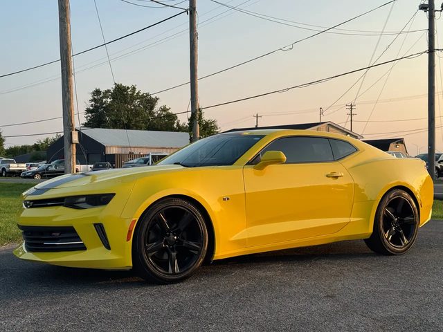 2016 Chevrolet Camaro 1LT RWD photo