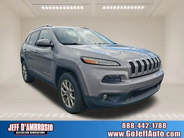 2016 Jeep Cherokee Latitude 4WD photo