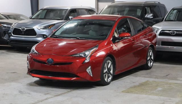 2016 Toyota Prius Four Touring FWD photo