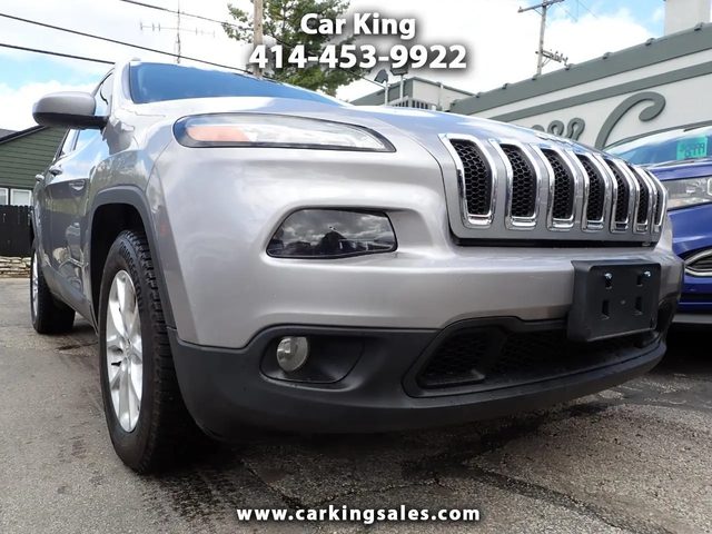 2016 Jeep Cherokee Latitude 4WD photo
