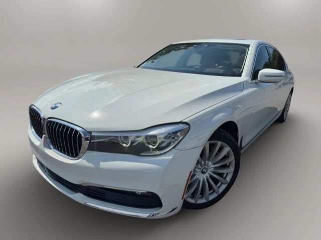 2016 BMW 7 Series 740i RWD photo