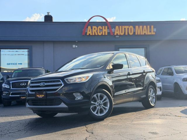 2017 Ford Escape SE 4WD photo