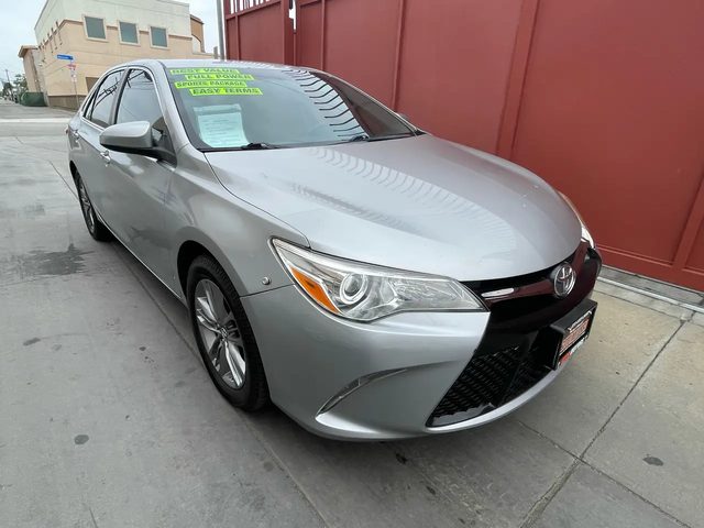 2016 Toyota Camry SE FWD photo