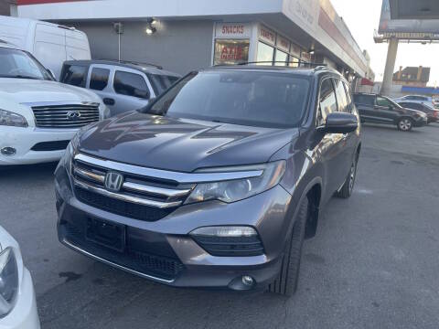 2016 Honda Pilot Elite AWD photo