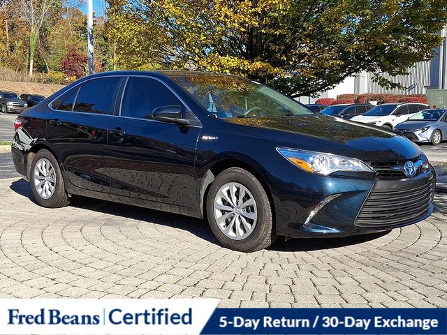2016 Toyota Camry LE FWD photo