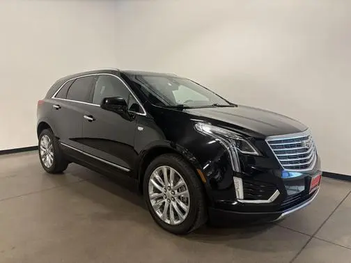 2017 Cadillac XT5 Platinum AWD AWD photo
