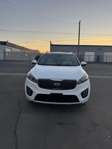 2017 Kia Sorento SXL V6 FWD photo