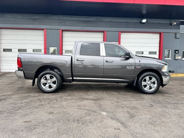 2016 Ram 1500 Big Horn 4WD photo