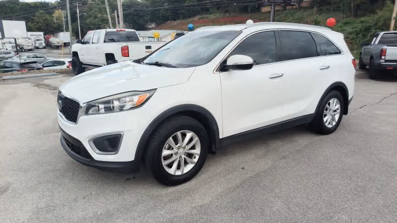 2017 Kia Sorento LX FWD photo