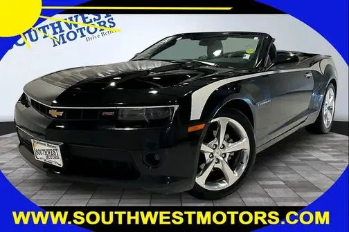 2015 Chevrolet Camaro LT RWD photo