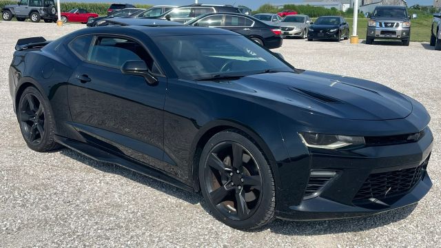 2016 Chevrolet Camaro 2SS RWD photo