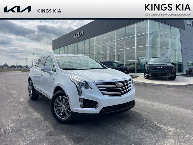 2017 Cadillac XT5 Luxury FWD FWD photo