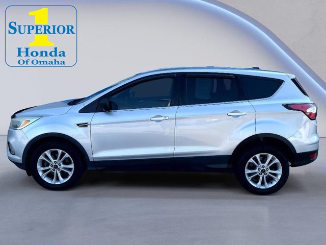 2017 Ford Escape SE FWD photo