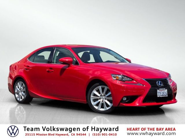 2016 Lexus IS RWD photo