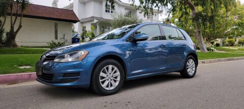 2015 Volkswagen Golf TSI S FWD photo