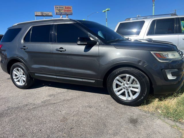 2016 Ford Explorer XLT FWD photo
