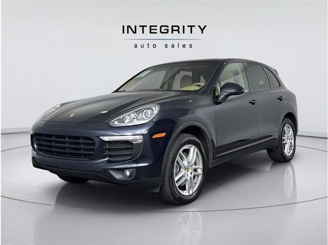 2016 Porsche Cayenne  AWD photo