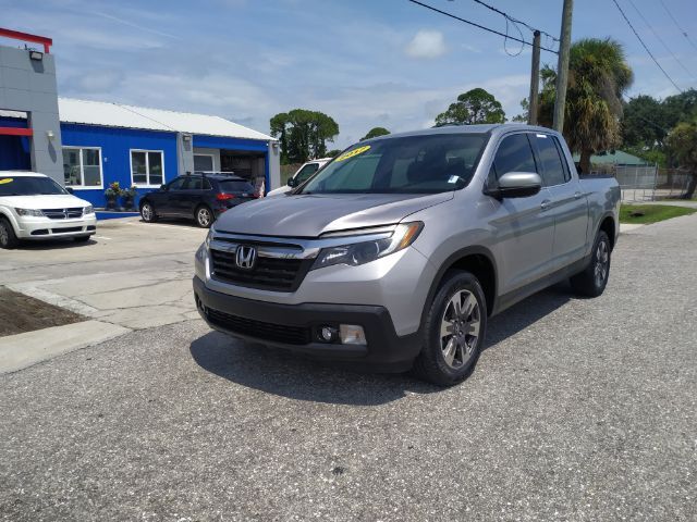 2017 Honda Ridgeline RTL-T AWD photo