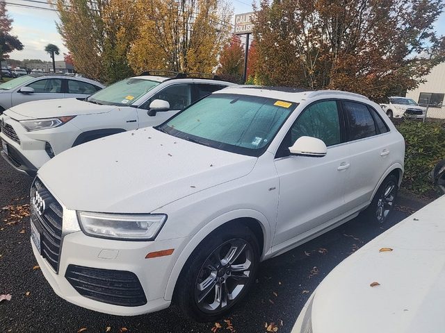 2016 Audi Q3 Prestige AWD photo