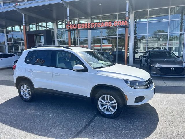 2016 Volkswagen Tiguan R-Line FWD photo