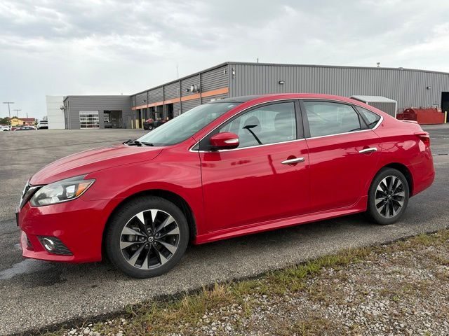 2016 Nissan Sentra SR FWD photo