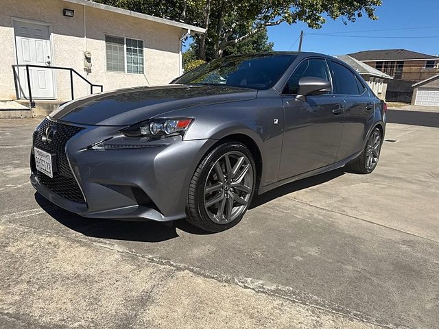 2016 Lexus IS RWD photo