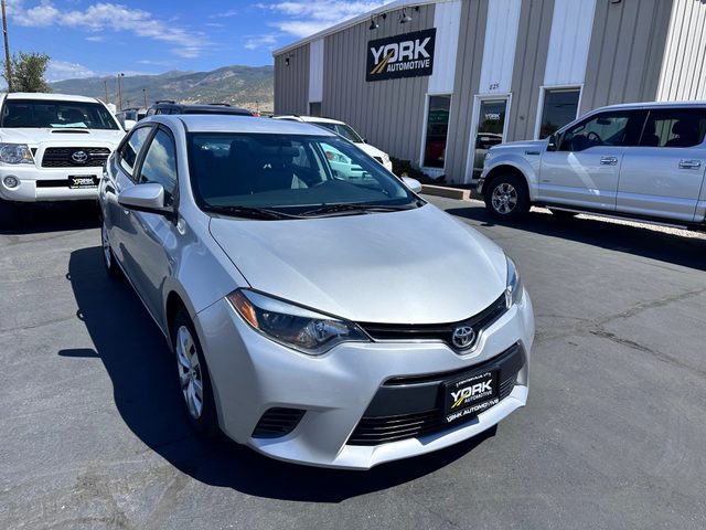2016 Toyota Corolla LE FWD photo