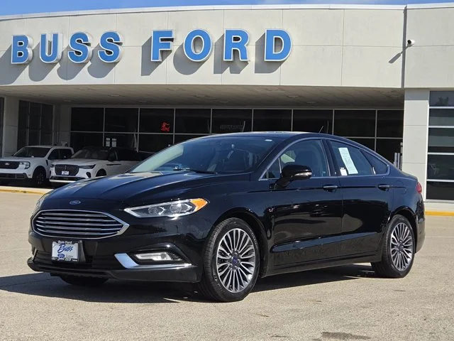 2017 Ford Fusion SE FWD photo