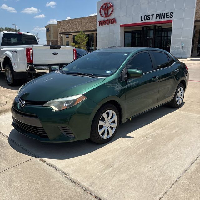 2016 Toyota Corolla LE FWD photo