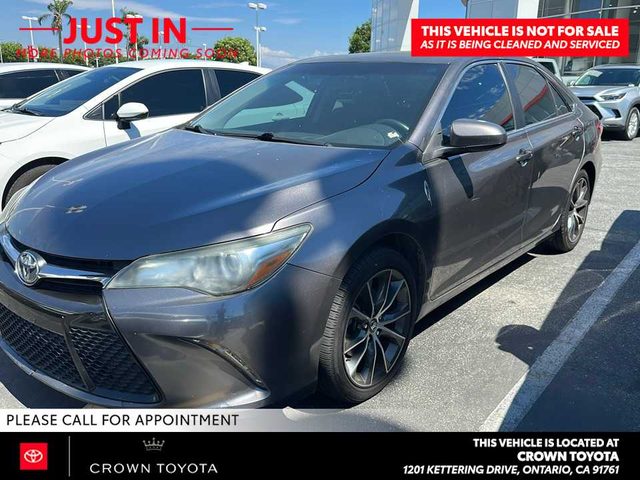 2016 Toyota Camry XSE FWD photo