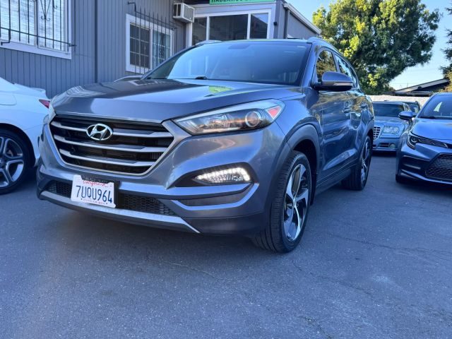 2016 Hyundai Tucson Sport FWD photo