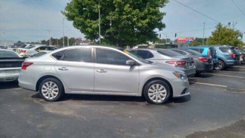 2016 Nissan Sentra S FWD photo