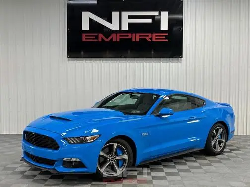 2017 Ford Mustang GT RWD photo