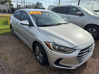 2017 Hyundai Elantra SE FWD photo