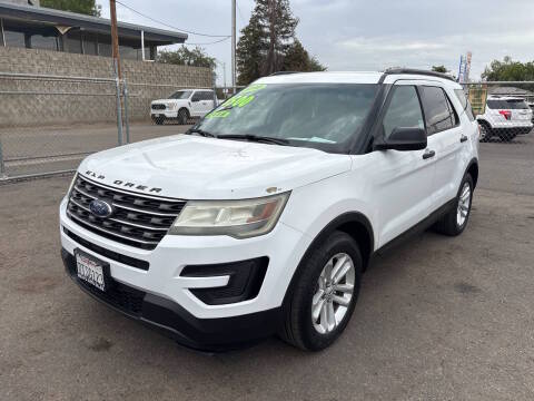 2016 Ford Explorer Base FWD photo