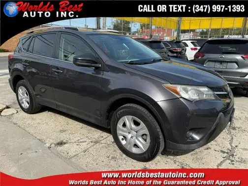 2015 Toyota RAV4 LE AWD photo